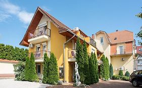 HAUS Ferencz